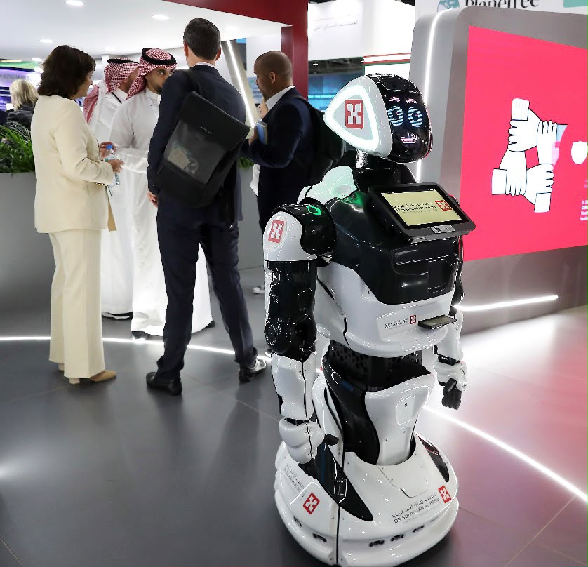 شركة هورايزن تج أي آي | Horizon Touch Ai  تستعد لتزويد أسواق الشرق الأوسط بأحدث الروبوتات الذكية المتخصصة والعامة